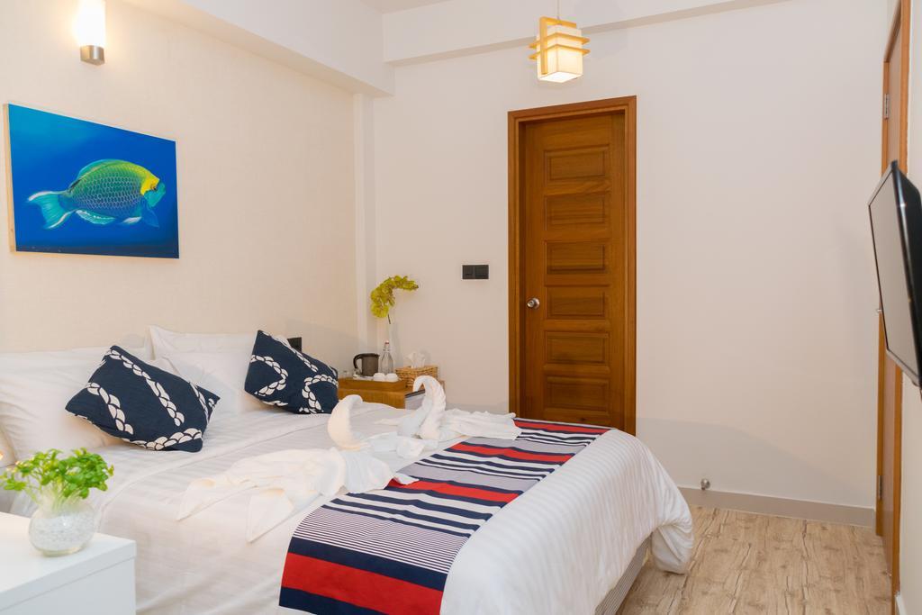 The Orca Hotel Hulhumalé Buitenkant foto