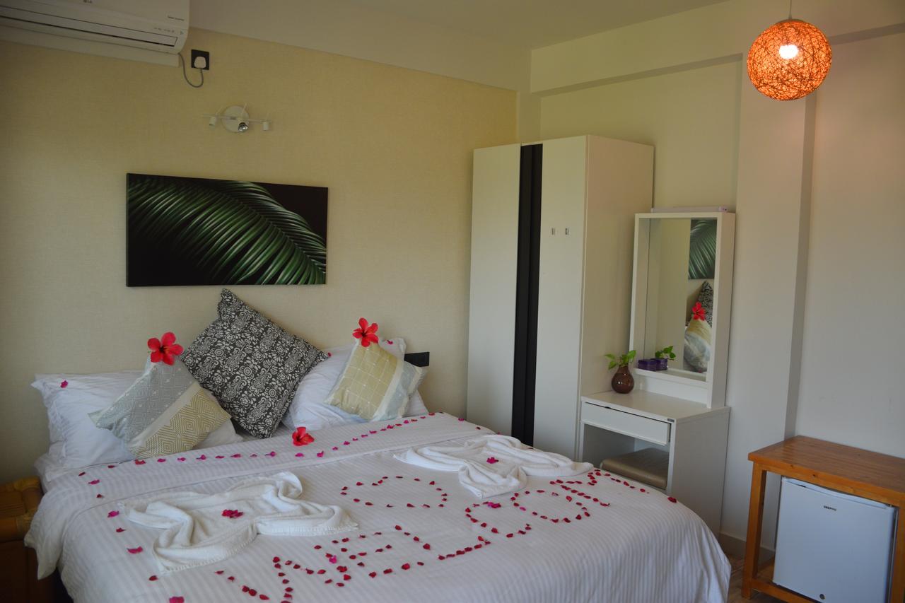 The Orca Hotel Hulhumalé Buitenkant foto